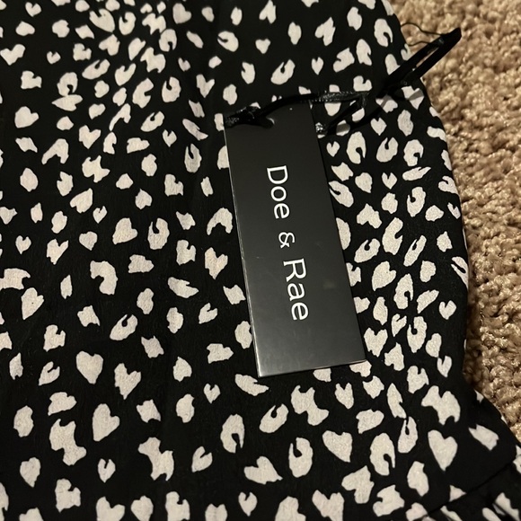 Doe & Rae Top - Picture 2 of 4